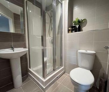 Bed Ensuite Student Flat, LN1 - Photo 3