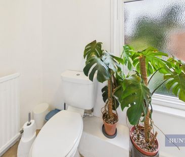 4 bedroom House To Let - Photo 3