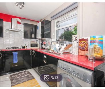 2 Bed Terraced House, Little Fields, CV2 - Photo 5