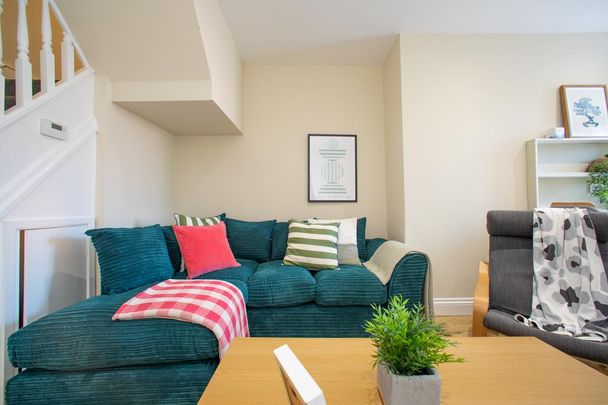 3 bedroom apartment to rent - Photo 1