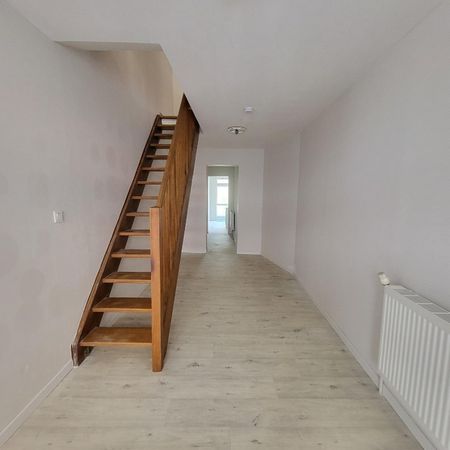 Location Appartement 4 pièces 67m² ST OMER 62500 - Photo 4
