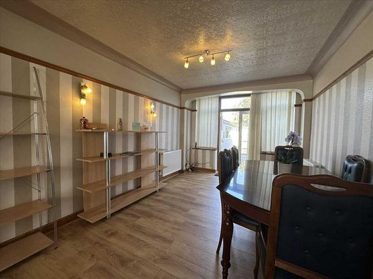 5 bedroom semi-detached house to rent - Photo 1