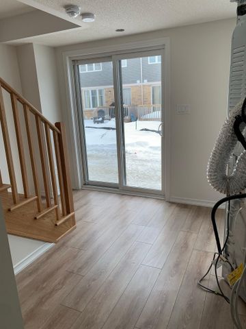 For Lease - 99 Danzatore Path, Oshawa, Ontario - Photo 4