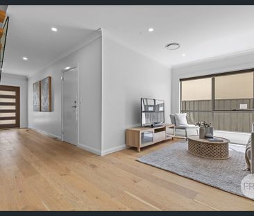 Modern elegance in an ultra-convenient location - Photo 1