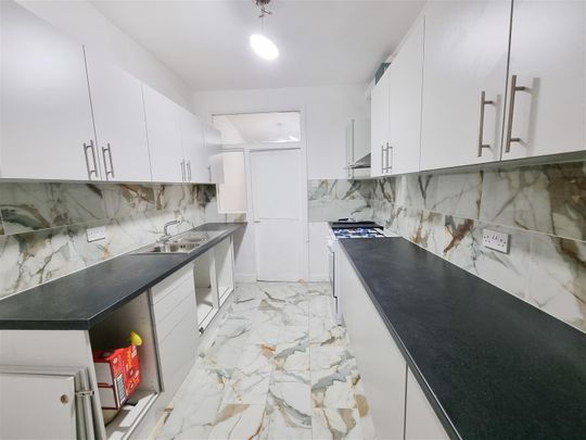 London Road, Thornton Heath - Photo 1
