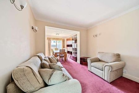 Edgware, Harrow, HA8 - Photo 4