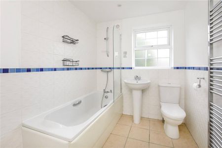4 bedroom terraced house to rent - Photo 3