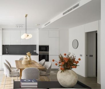 2 bedroom luxury penthouse for rent in Estepona, Spain - Photo 4