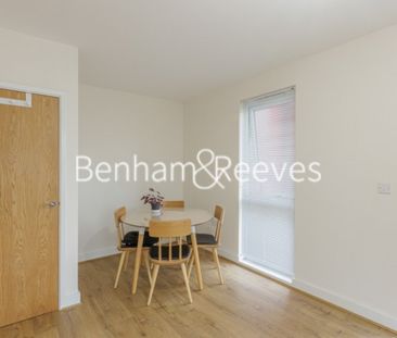 2 Bedroom flat to rent in Guardian Avenue, Pulse Edition, NW9 - Photo 5