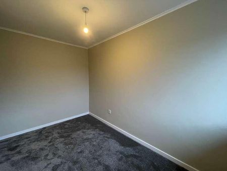 Vanguard Close, Birmingham, B36 - Photo 4