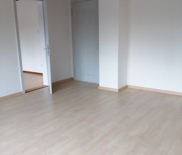 Schöne, helle 2.5 Zimmerwohnung zu vermieten - Photo 3