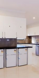 14 Arnott Street, Melbourne - Photo 3