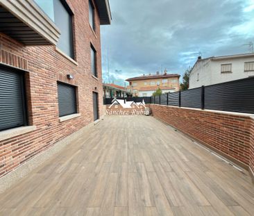 Piso de alquiler en Calle de las Matas, 1, Casa Amarilla - Photo 4