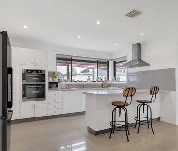 Spacious 3-Bedroom Home with Modern Amenities in Epping - Photo 1