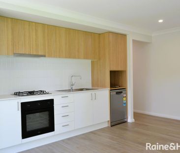 Brand new stunning 2-bedroom home - Photo 2