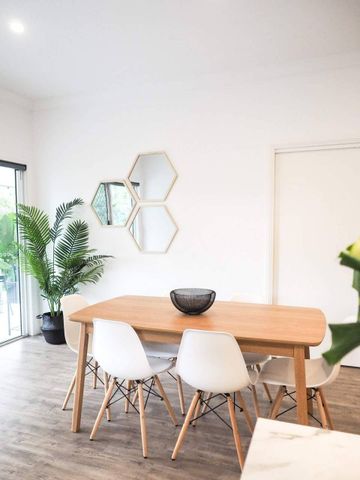 FULLY FURNISHED - Unavailable until December 2019 - Photo 3