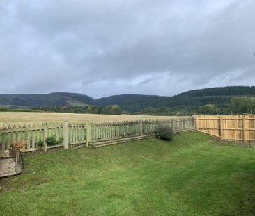 3 bedroom terraced house to rent - Photo 3