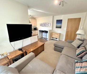 Bournemouth Charminster Avenue Charminster, BH9, Dorset - Photo 2