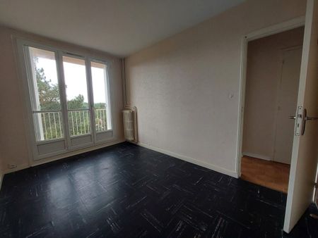 LOCATION APPARTEMENT T3, POITIERS SAINT BENOIT - Photo 2