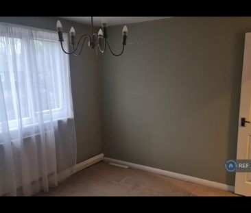 4 bedroom terraced house to rent - Photo 3