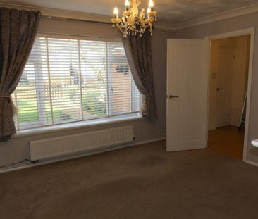 3 bedroom terraced house to rent - Photo 5