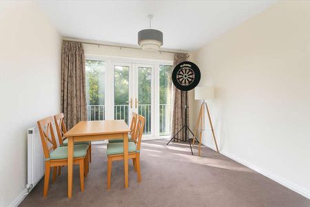 Langford Green, Camberwell, London, SE5 - Photo 2