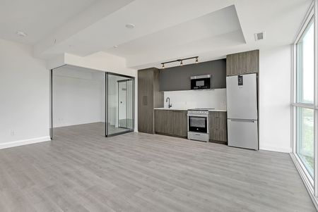 For Lease - 2369 Danforth Avenue Unit# 403, Toronto, Ontario - Photo 3