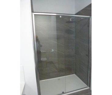 25 Victoria Street, Windsor VIC 3181 - Townhouse For Rent | Domain - Photo 5