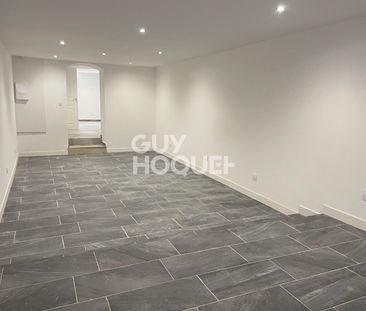 LOCAL COMMERCIAL AVEC STUDIO - Centre Historique - Photo 2