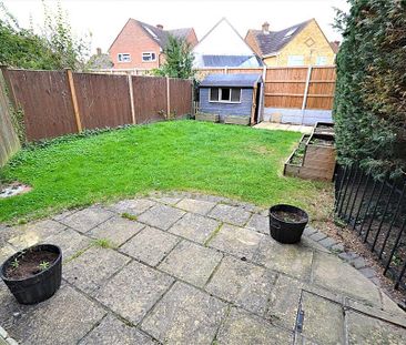 2 bedroom terraced house to rent - Photo 4