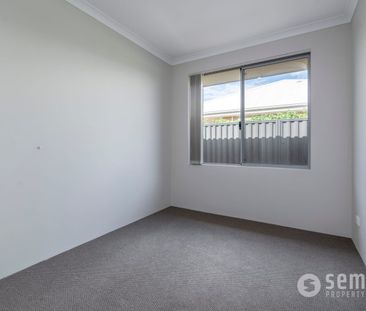 Neat & tidy Family Home - Photo 2