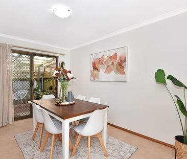 A hop, skip & a jump away from the Beach & Jetty Road - Photo 5