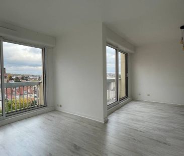 Location Appartement 1 pièce 28m² MONTMORENCY 95160 - Photo 1