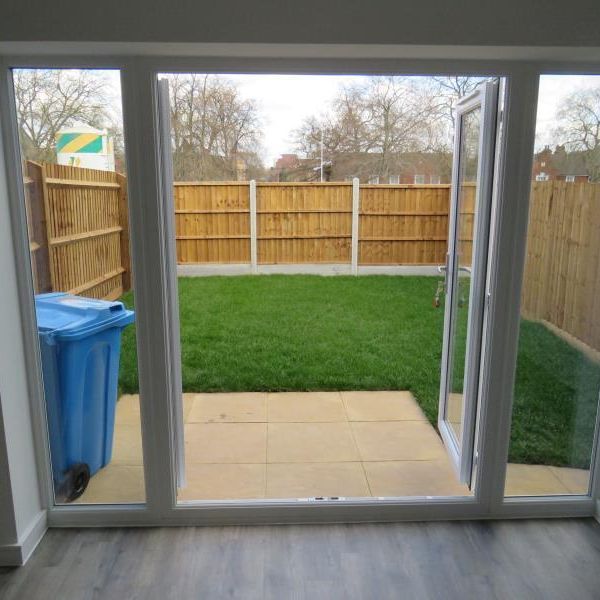 ErasmusDrive, Derby - Photo 1