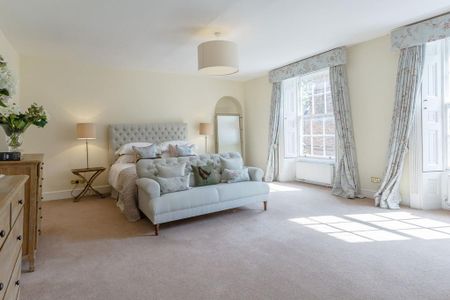 6 bedroom terraced house to rent - Photo 5