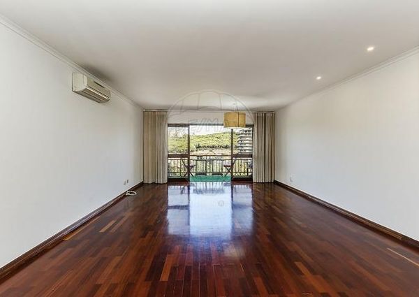 Apartamento T3 em Lisboa