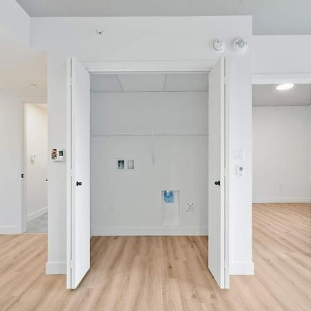 Nouveaux condo locatif de 1 chambre à Lavaltrie - Photo 4