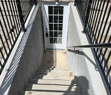 For Lease - 43 Jessop Drive, Brampton, Ontario - Photo 5