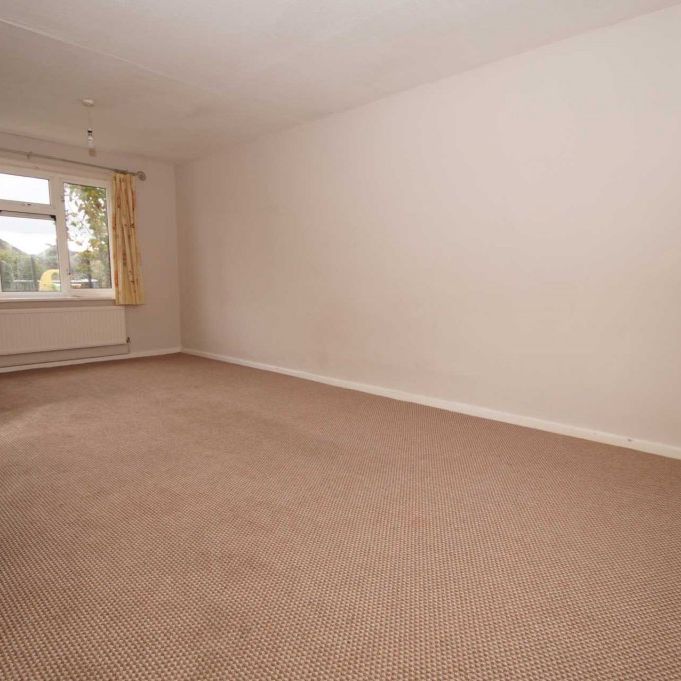 3 bed Semi Detached for rent - Photo 1