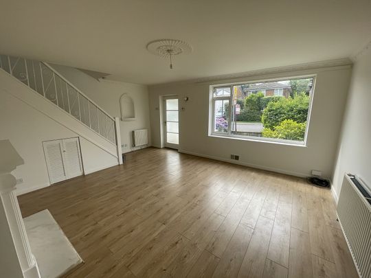 100 Longcroft Road, S18 - Photo 1