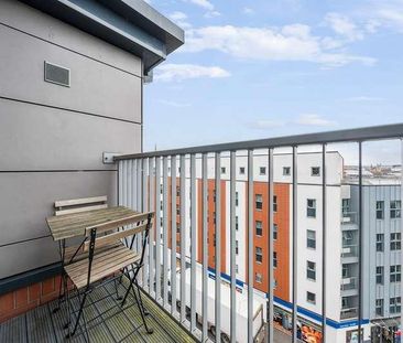 Silver Street, Reading, RG1 - Photo 1