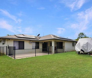 Air Conditioned - Fully Tiled - Two Living Areas - New Curtains - 1... - Photo 6