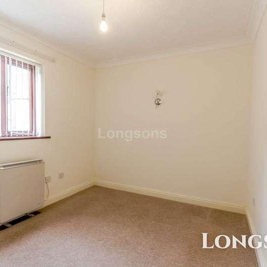 Hollywell Gardens, Swaffham, PE37 - Photo 1