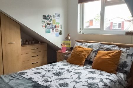 266 Hubert Road - Photo 5