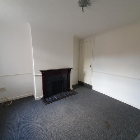 2 bedroom Terraced House to rent - Photo 3