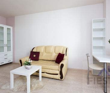 Warszawa, Śródmieście, Hoża - Photo 2