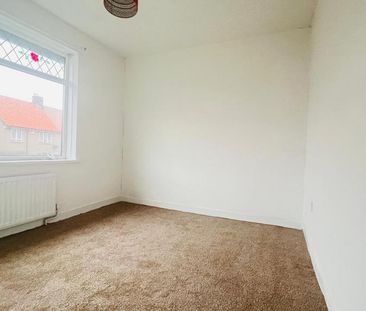 4 bedroom terraced house to rent - Photo 6