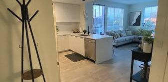 Fully Furnished 1 bed/1 bath Condo - Photo 2