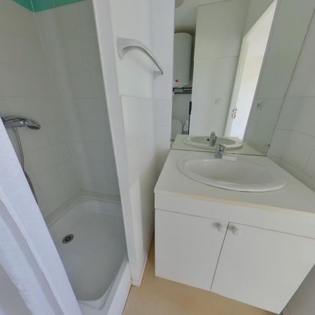 Location Appartement 1 pièce 21m² POITIERS 86000 - Photo 3