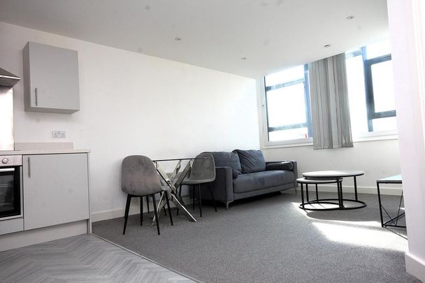 1 bedroom flat to rent - Photo 1